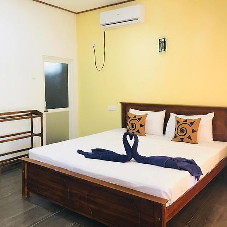 Ocean Gate Negombo B&B 외부 사진