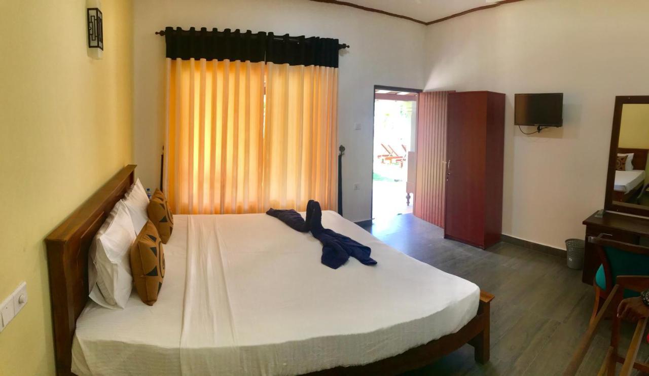 Ocean Gate Negombo B&B 외부 사진